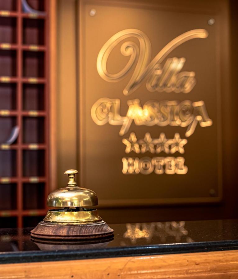 Hotel Villa Classica Pápa Exteriér fotografie