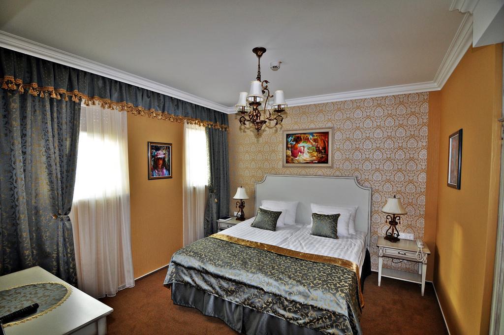 Hotel Villa Classica Pápa Pokoj fotografie